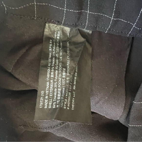 Theory Treeca Pull-On Cropped Mid Rise Pant in Checked Crepe Black Size 10 - Picture 7 of 9